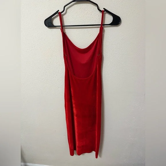 Reformation Red Merel Velvet Midi Dress size XS - Picture 4 of 5
